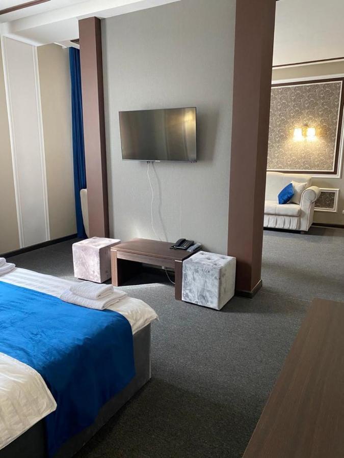 Shahristan Hotell Taraz Eksteriør bilde