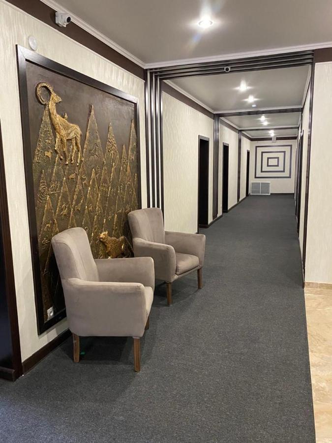 Shahristan Hotell Taraz Eksteriør bilde