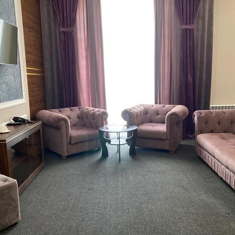 Shahristan Hotell Taraz Eksteriør bilde
